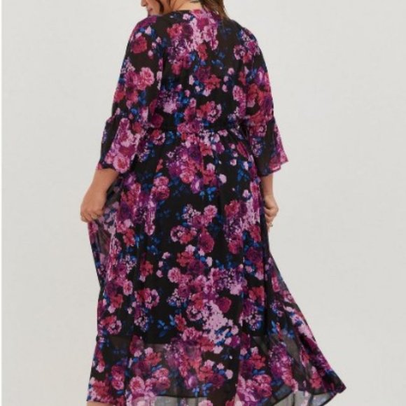 Maxi Chiffon Button Up Dress Size 4X - Picture 2 of 3